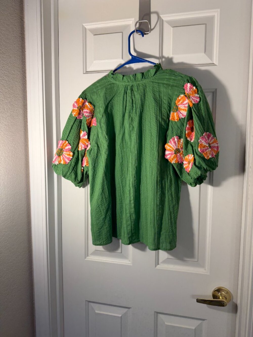 THML Blouse - Picture 3 of 3